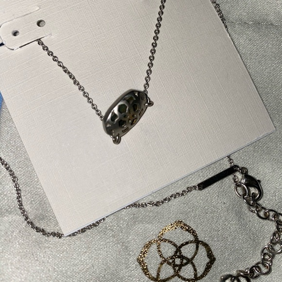 Authentic Kendra Scott Necklace - Picture 6 of 6